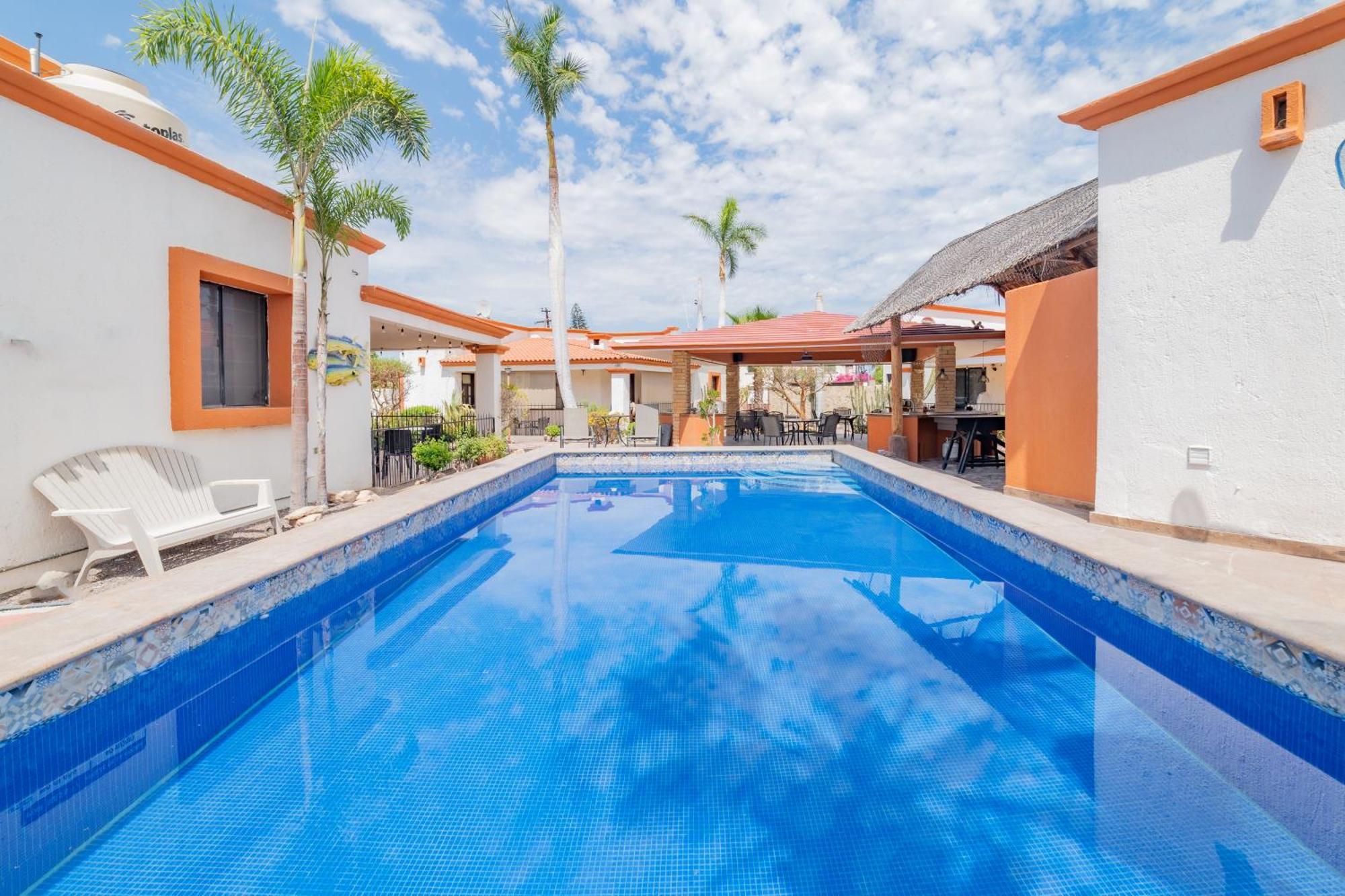 Gobaja Villas 3 Bedroom 拉巴斯 外观 照片