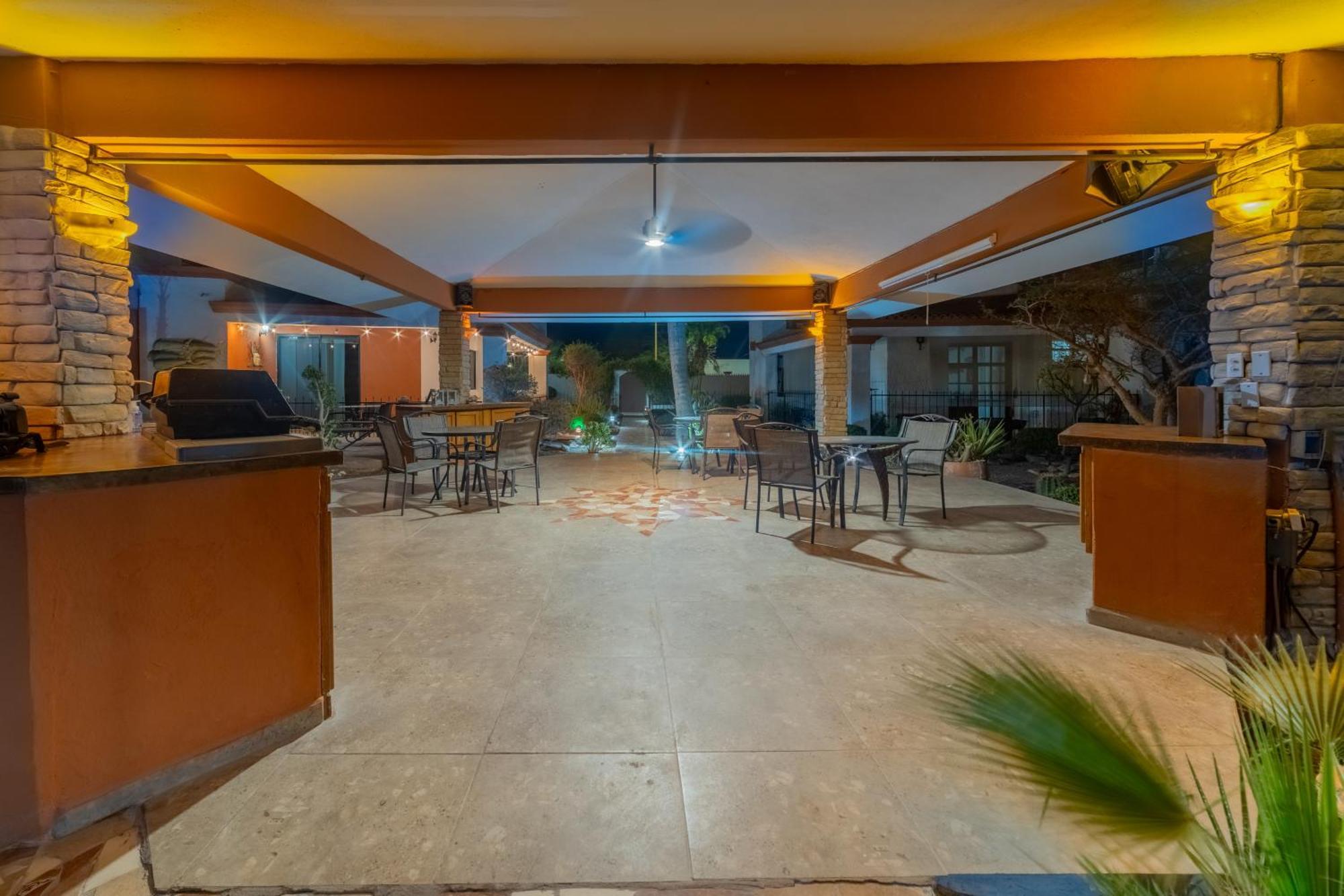 Gobaja Villas 3 Bedroom 拉巴斯 外观 照片