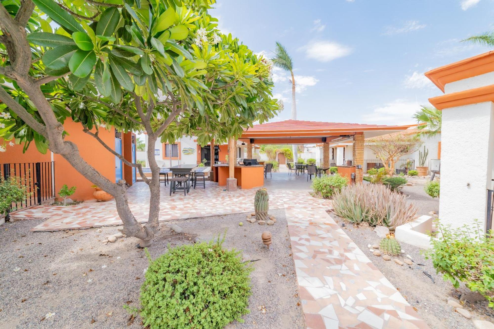Gobaja Villas 3 Bedroom 拉巴斯 外观 照片