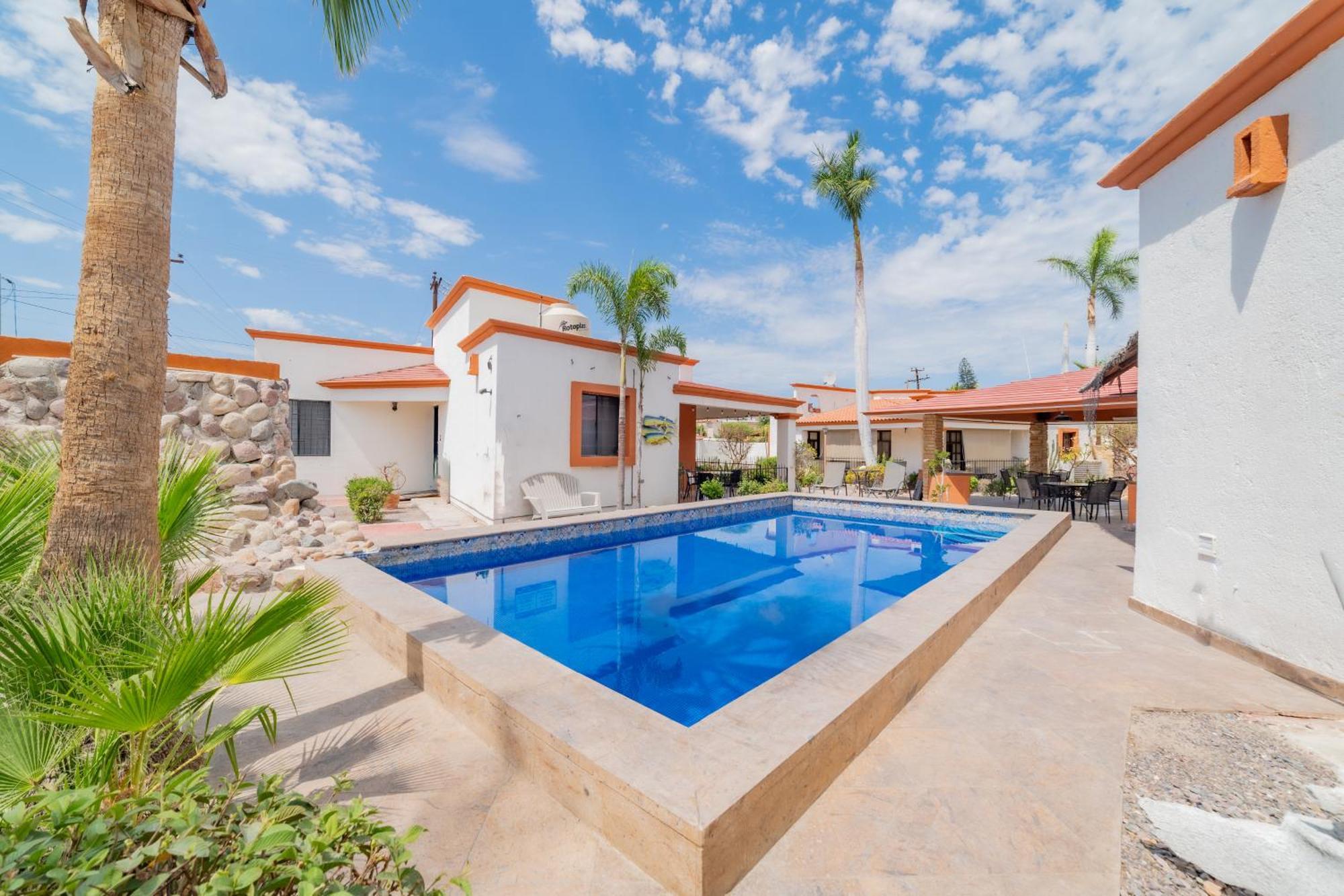 Gobaja Villas 3 Bedroom 拉巴斯 外观 照片