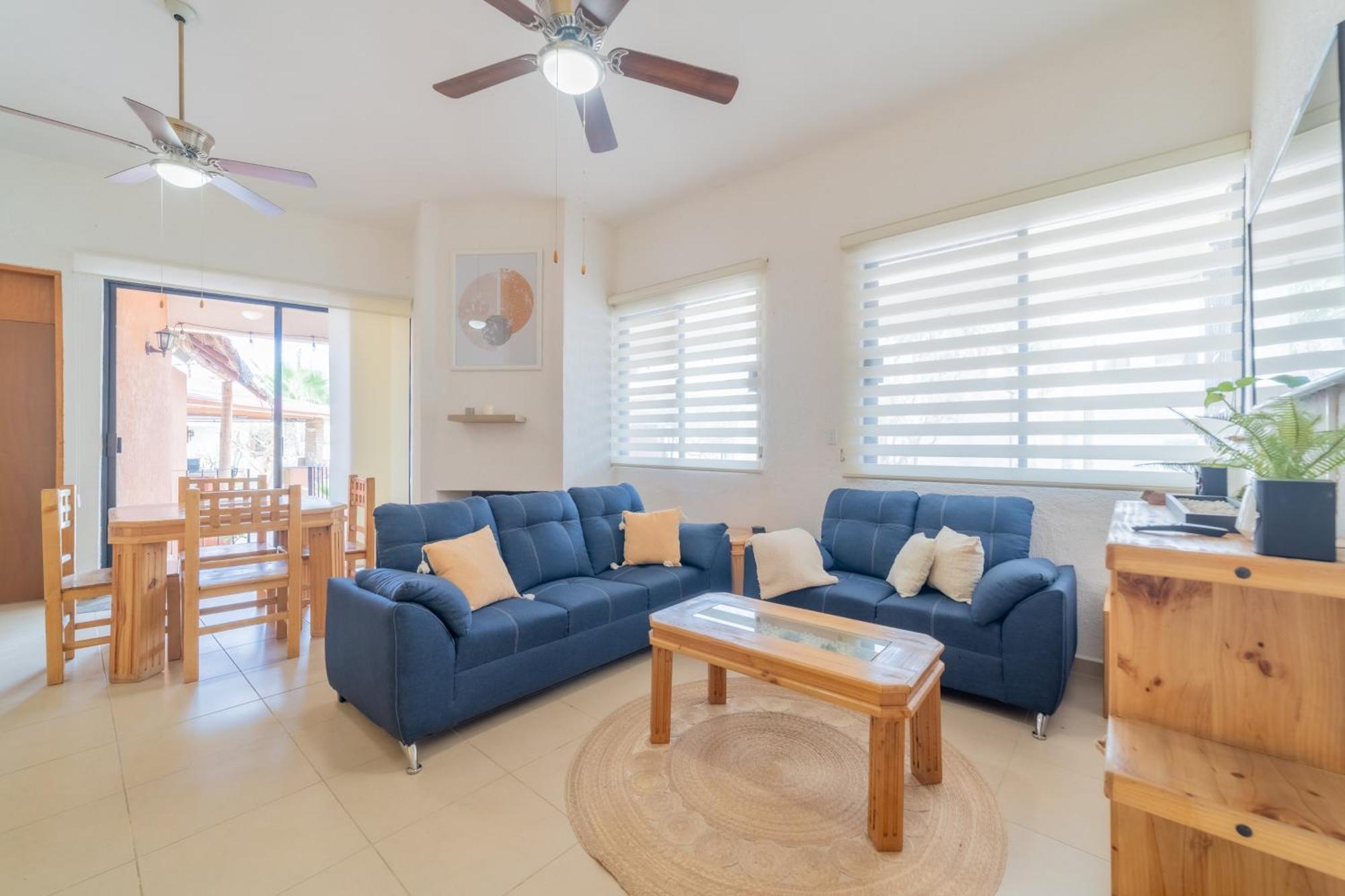 Gobaja Villas 3 Bedroom 拉巴斯 外观 照片