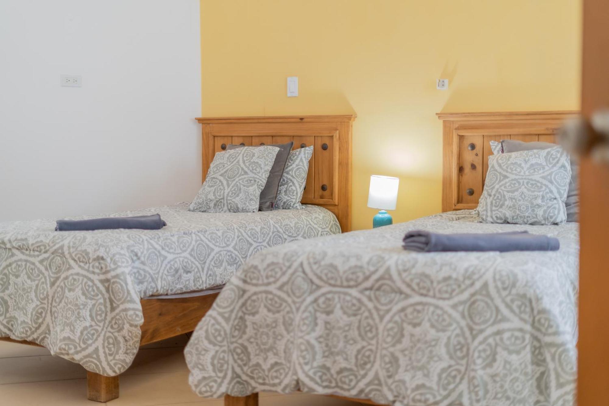 Gobaja Villas 3 Bedroom 拉巴斯 外观 照片